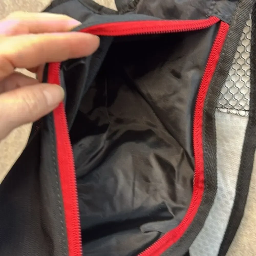 New Red & Black Mubasel Gear Hydration Backpack‎ w/ 2L BPA Free Bladder
